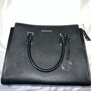 Brand new Michael Kors HOPE LARGE SATCHEL